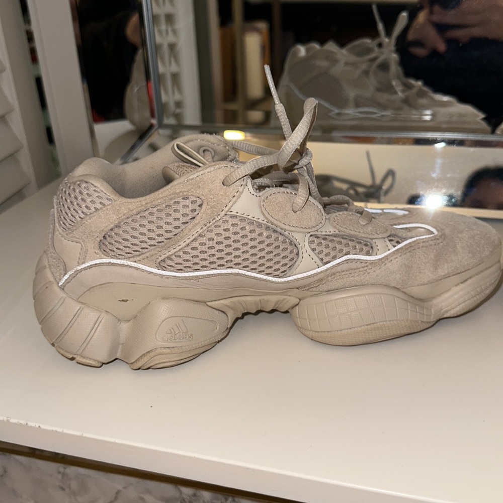 Yeezy 500 Blush - Picture 8 of 10